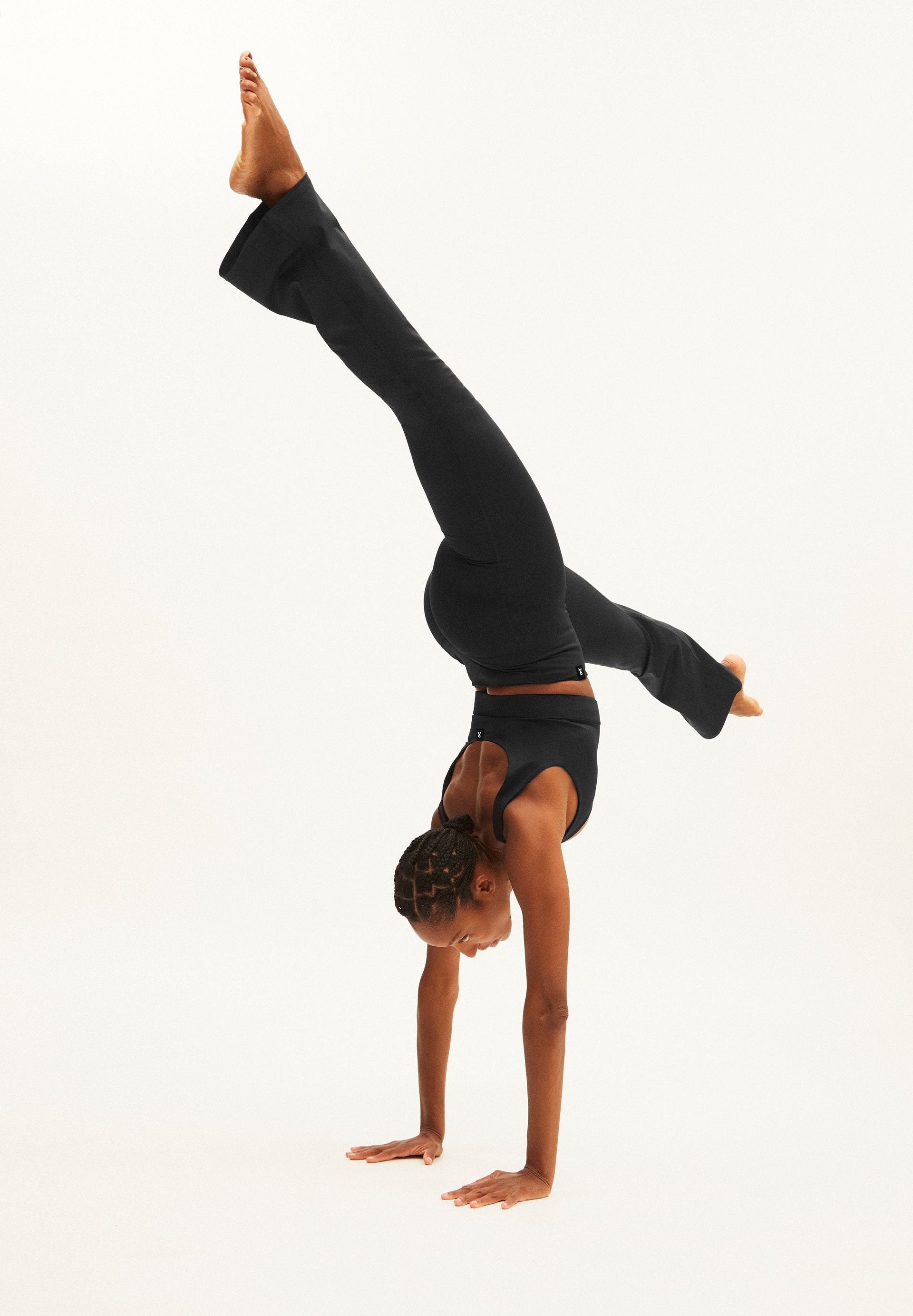 30004806-105_301
