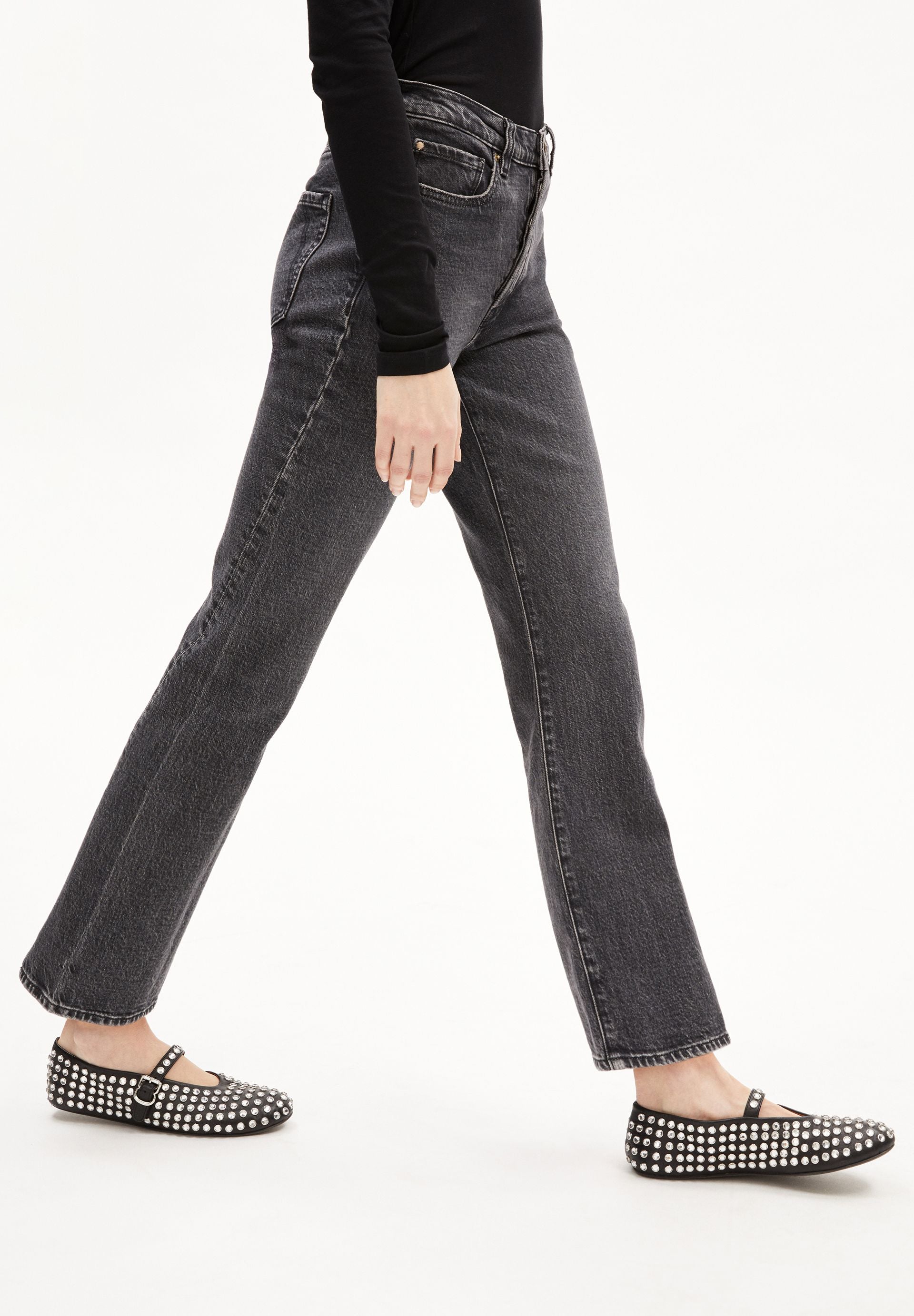 30006780-2928_611