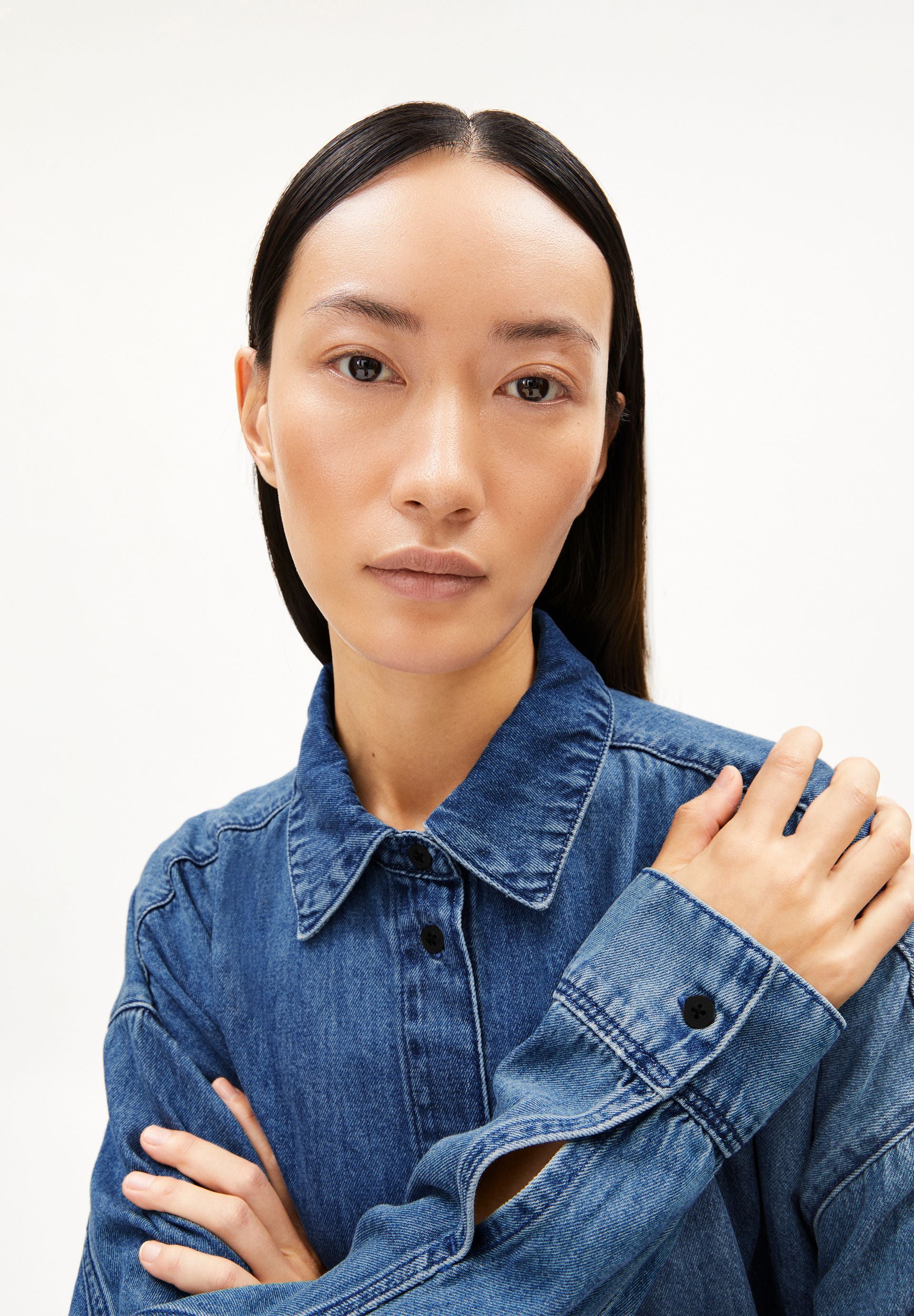 30006859-1653_311