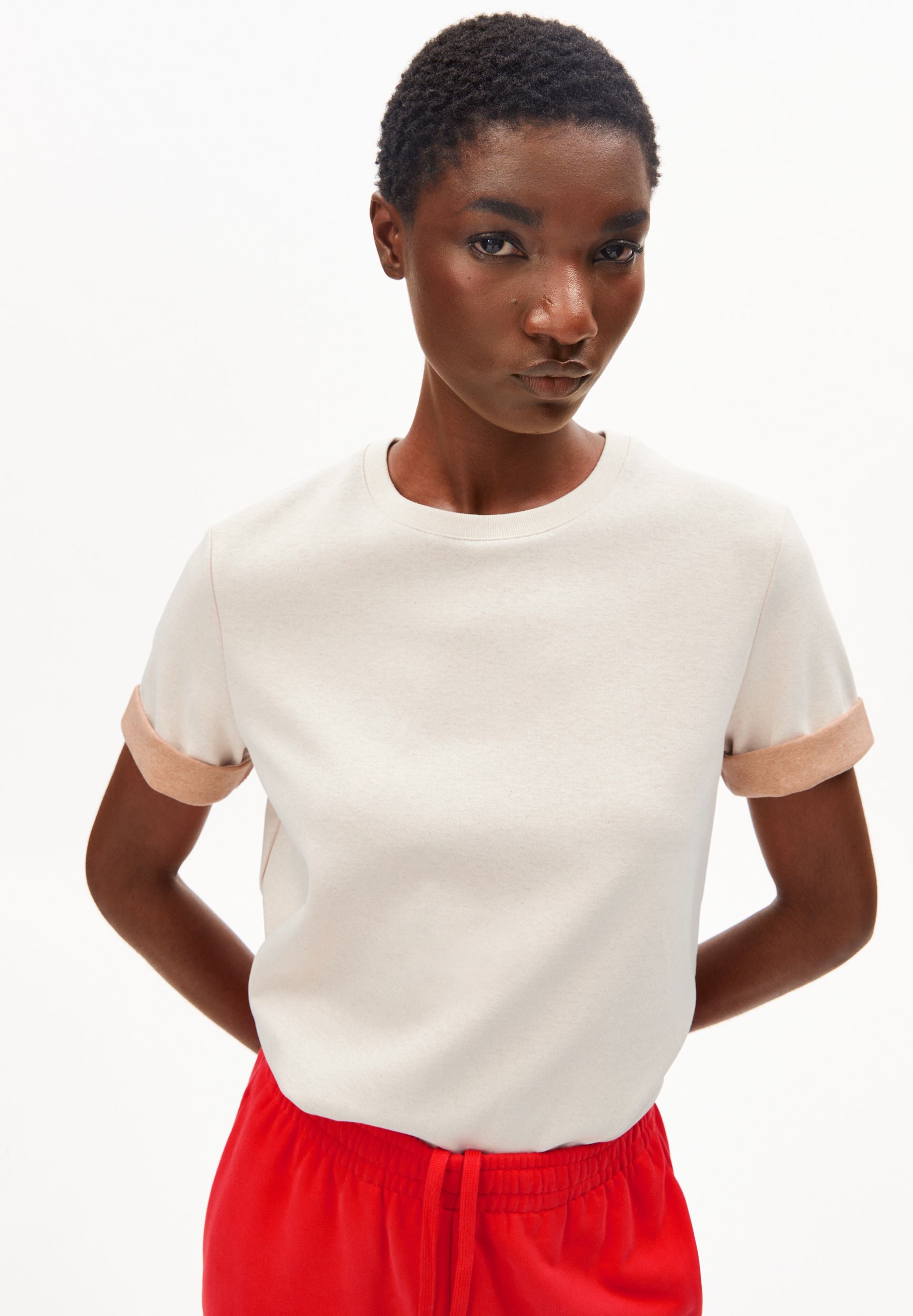 30008189-3483_311
